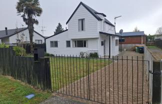 37 Arnold Street , Leamington