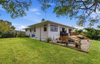 30 Toetoe Road, Otaika
