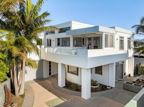 517B Ocean Road, Whangamata