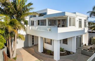 517B Ocean Road, Whangamata