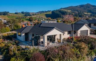 9 Goddard Way, Sawyers Bay