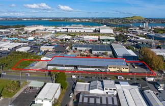 7,568M² LAND WITH 3,483M² WAREHOUSE
