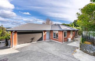 77A Royal Road, Massey