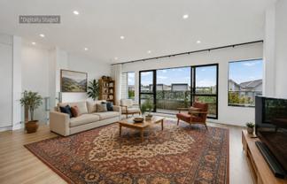 6 Moki Place, Long Bay