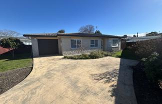 8 Hogg Crescent, Masterton