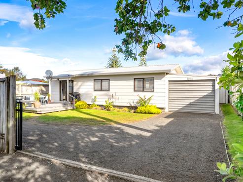 215B Casement Road, Whangamata