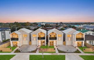4D Corin Avenue, Manurewa