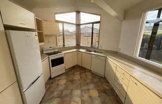 17A Wittys Road, Avonhead