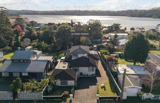 66 Ferry Parade, HERALD ISLAND