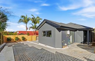 7 Miriam Corban Heights, Henderson
