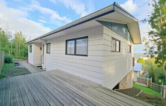 35B Eureka Place, Parahaki
