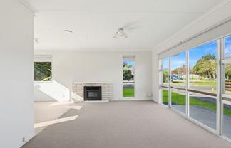 37 kimberley Grove, Westbrook
