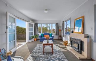 202 Maxwell Road, Redwoodtown