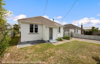 14 Mary Street, Redwoodtown