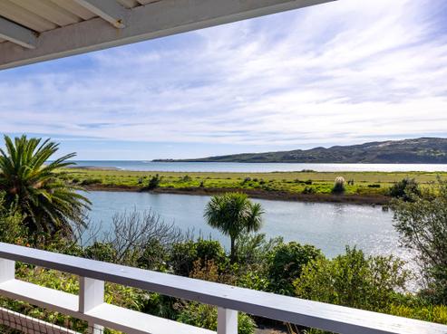 7 Nihinihi Avenue, Raglan