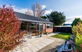 38 Bay View Road, South Dunedin