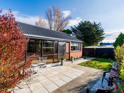 38 Bay View Road, South Dunedin