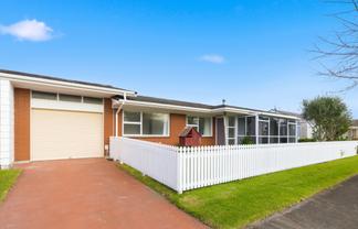 4 Tupaea Place, Otumoetai