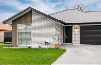 8 Island Road, Whataupoko