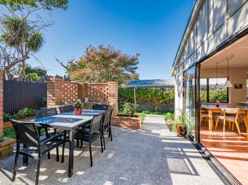7 Rodney Grove, Paraparaumu