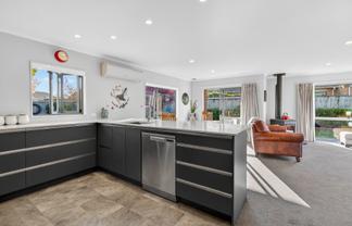 16c William Donald Drive, Masterton