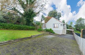 4 Cyclarama Crescent, Massey