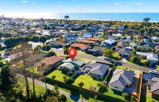 8 Webb Place, Papamoa Beach