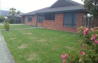 82 Aldinga Avenue, Stoke