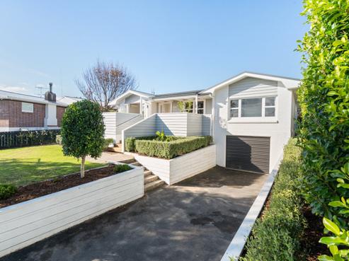82 Grange Road, Otumoetai