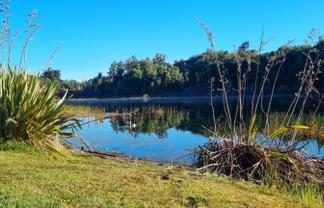 52 Oxford Road, Lake Rotoma