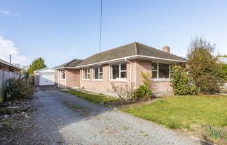 120 Grimseys Road, Redwood