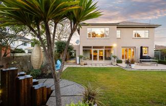 8 Neidpath Road, Mornington