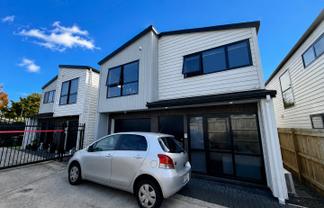 6D Christmas Road, Manurewa