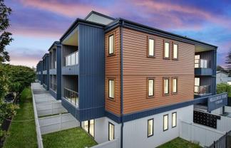 113/8 Gray Avenue, Mangere East