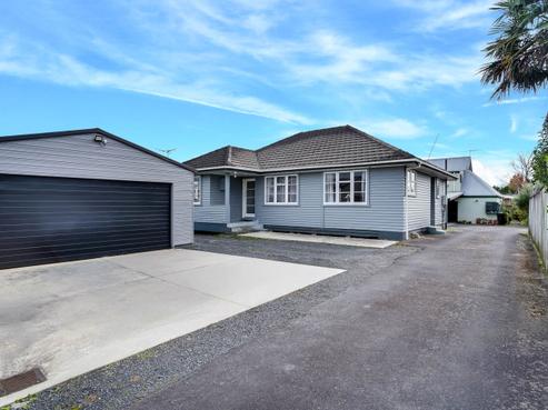 15 Bruce Avenue, Glenview
