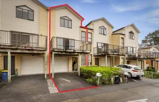 45/172 Mcleod road, Te Atatu South