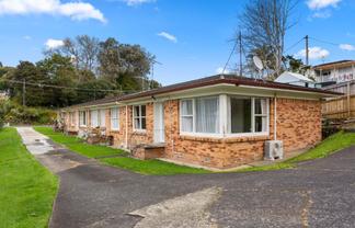 4/34 Eskdale Road, Birkdale