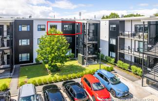 206/17 Vialou Street, Hamilton Central