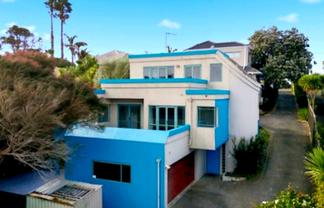 2/38 Gulf View Road, Murrays Bay