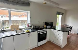 D/6 Wesley Avenue, Mount Albert