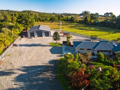 169 Coulson Road, Paroa