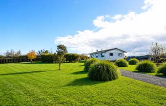 195 Keith Road, TE KAUWHATA