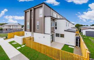1/36 Halsey Road, Manurewa
