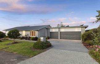 14 Stonedale Drive, Pukekohe