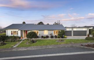 14 Stonedale Drive, Pukekohe