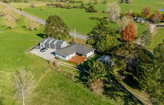 1524 Te Pahu Road, Whatawhata