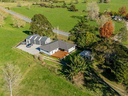1524 Te Pahu Road, Te Pahu
