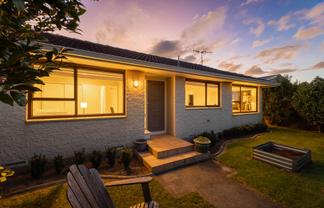 13A Anaru Street, RAUMATI BEACH