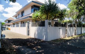 1/6 Eastern Beach Road, Eastern Beach