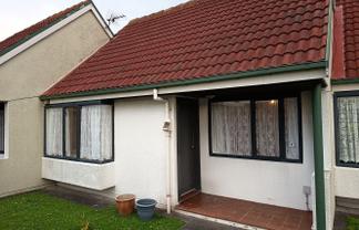990 High Street, Avalon